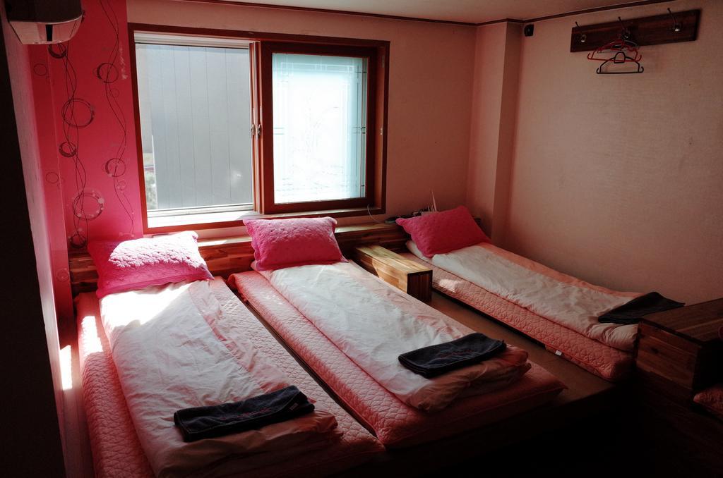 Bong Backpackers Hostel Seoul Exterior photo